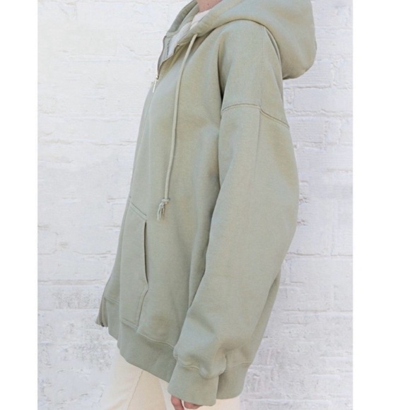 Brandy Melville - Light Green Christy Hoodie - Picture 3 of 3